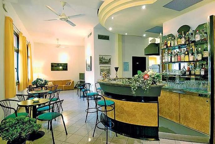 קסטליונה דלה פסקאיה Hotel Aurora מראה חיצוני תמונה